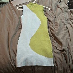 no tag two color dress